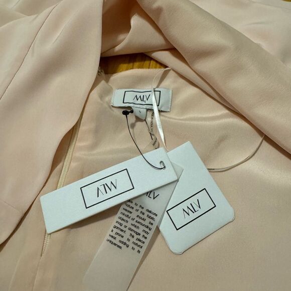 NWT MLV Blush Pink Beaded Halter Top Women’s SIZE SMALL - Picture 8 of 10